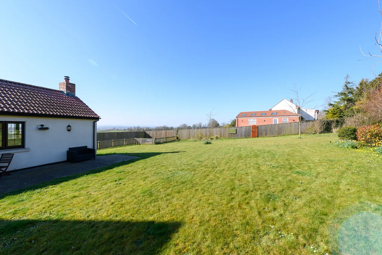 Bath Road, Ashcott, photo 21