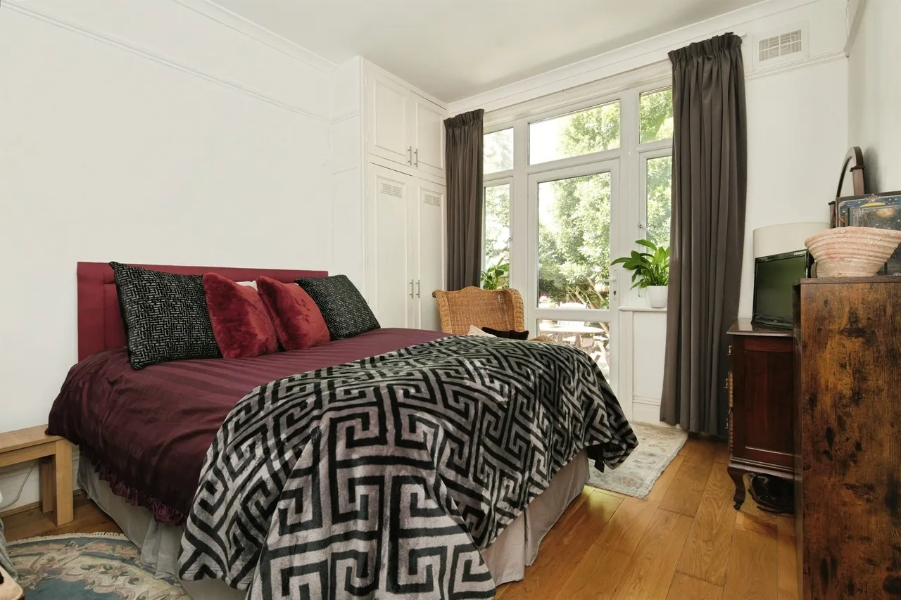 Glendale Road, Hove, photo 4