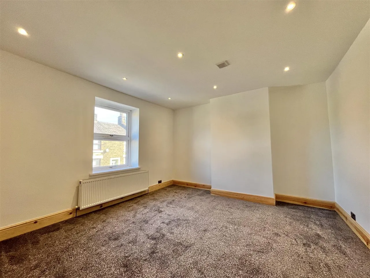 Manchester Road, Tintwistle, SK13, photo 7