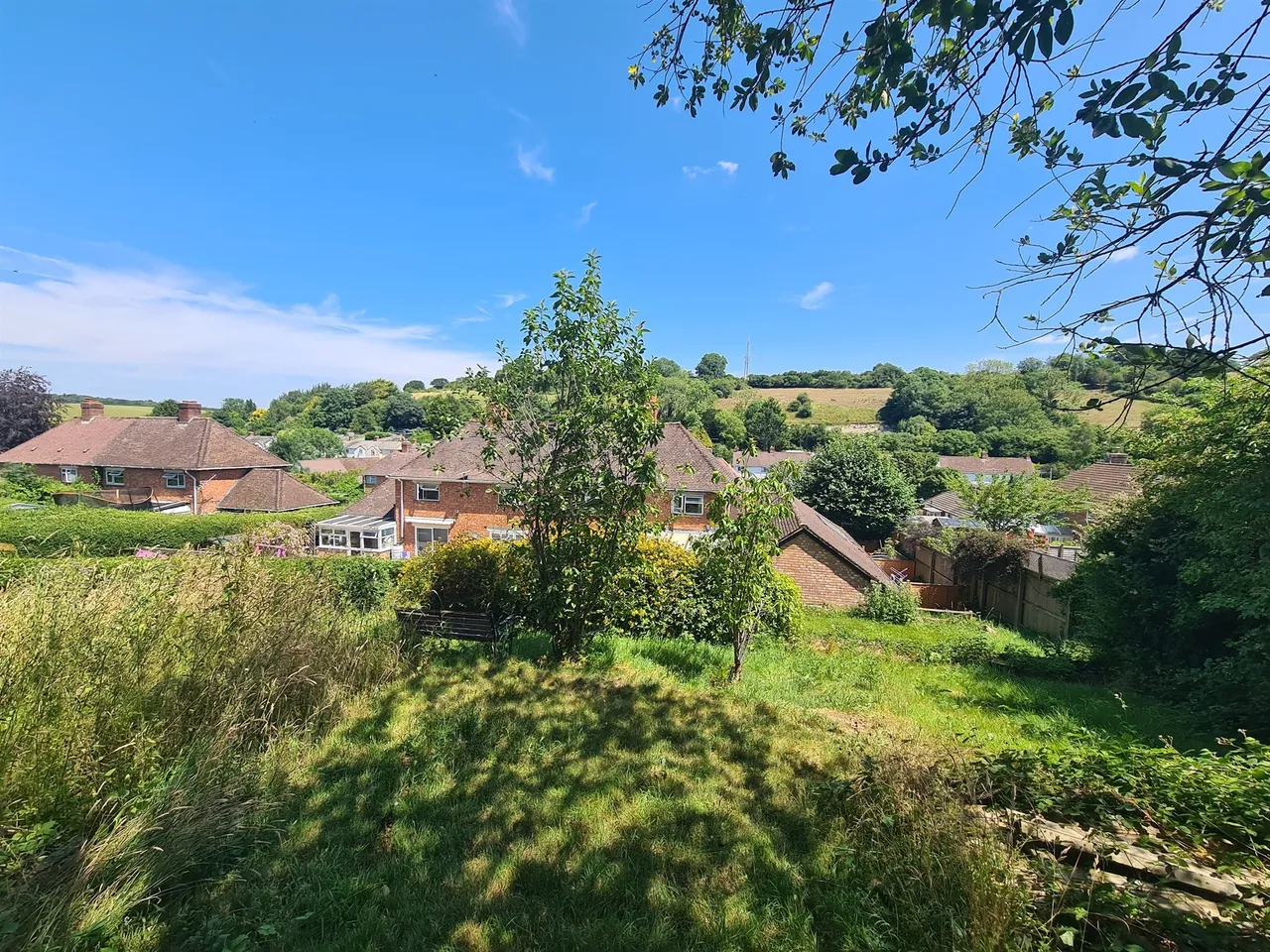 5 bed house for sale — Downfield, Winterborne Stickland, Blandford Forum