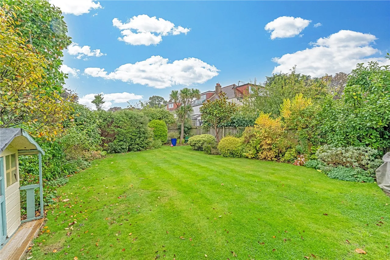 Wellesley Road, Twickenham, TW2 5RR, photo 2