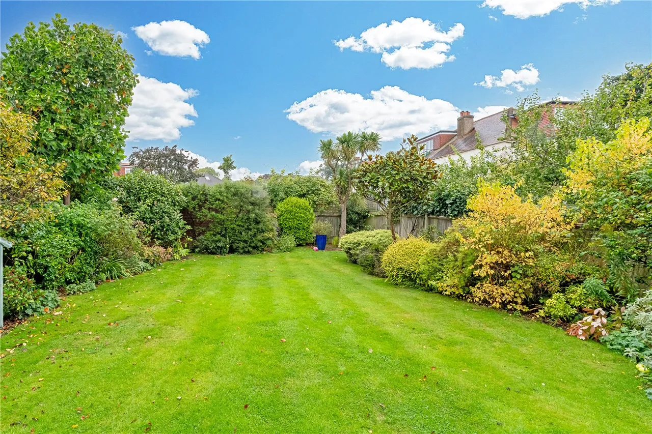 Wellesley Road, Twickenham, TW2 5RR, photo 16