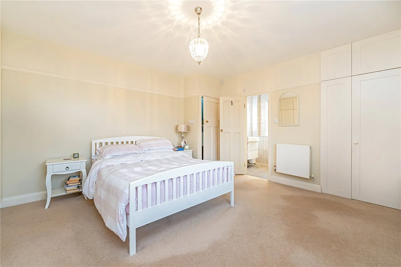 Wellesley Road, Twickenham, TW2 5RR, photo 10