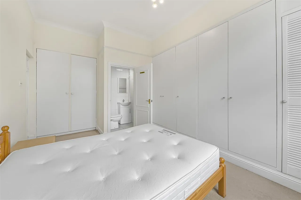 Compayne Gardens South Hampstead, London NW6 3DG, photo 11
