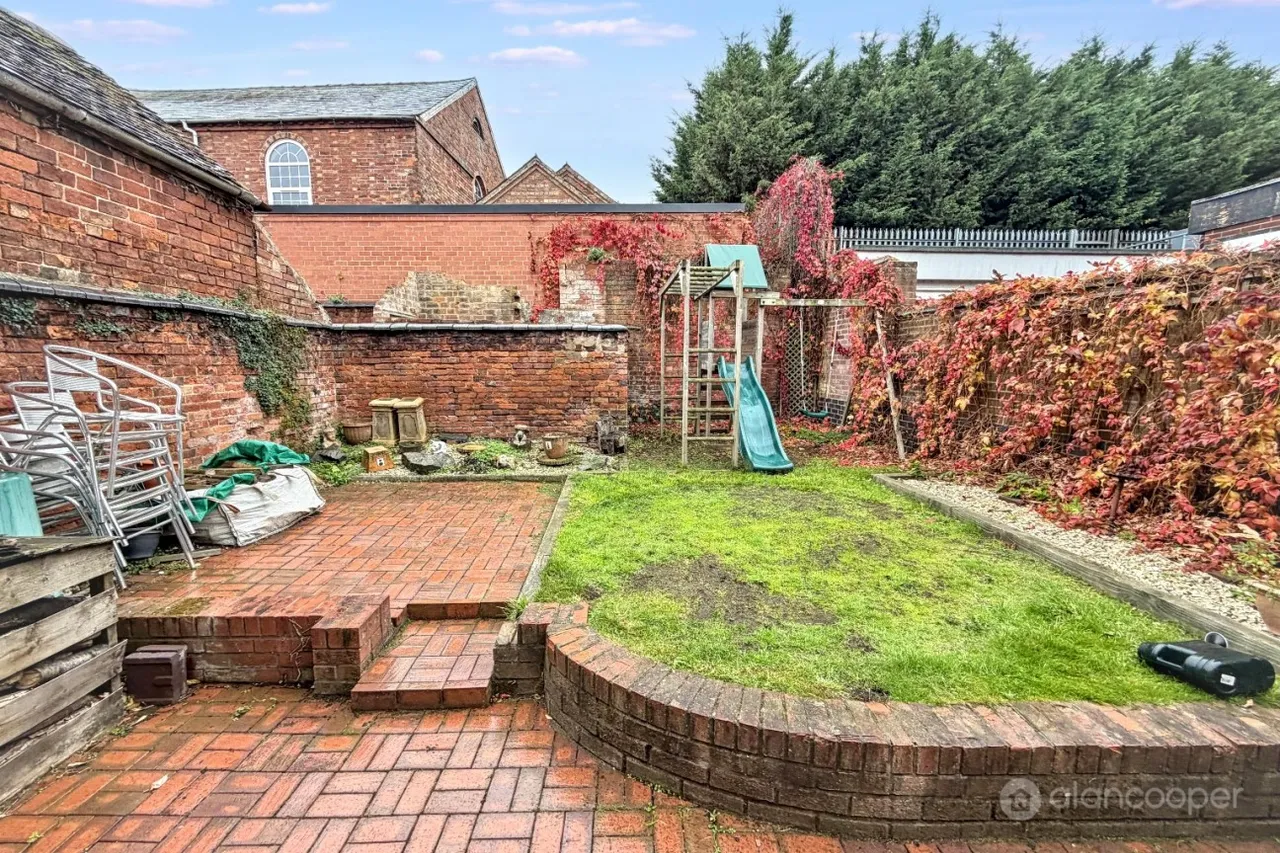 School Road, Bulkington, CV12, photo 17