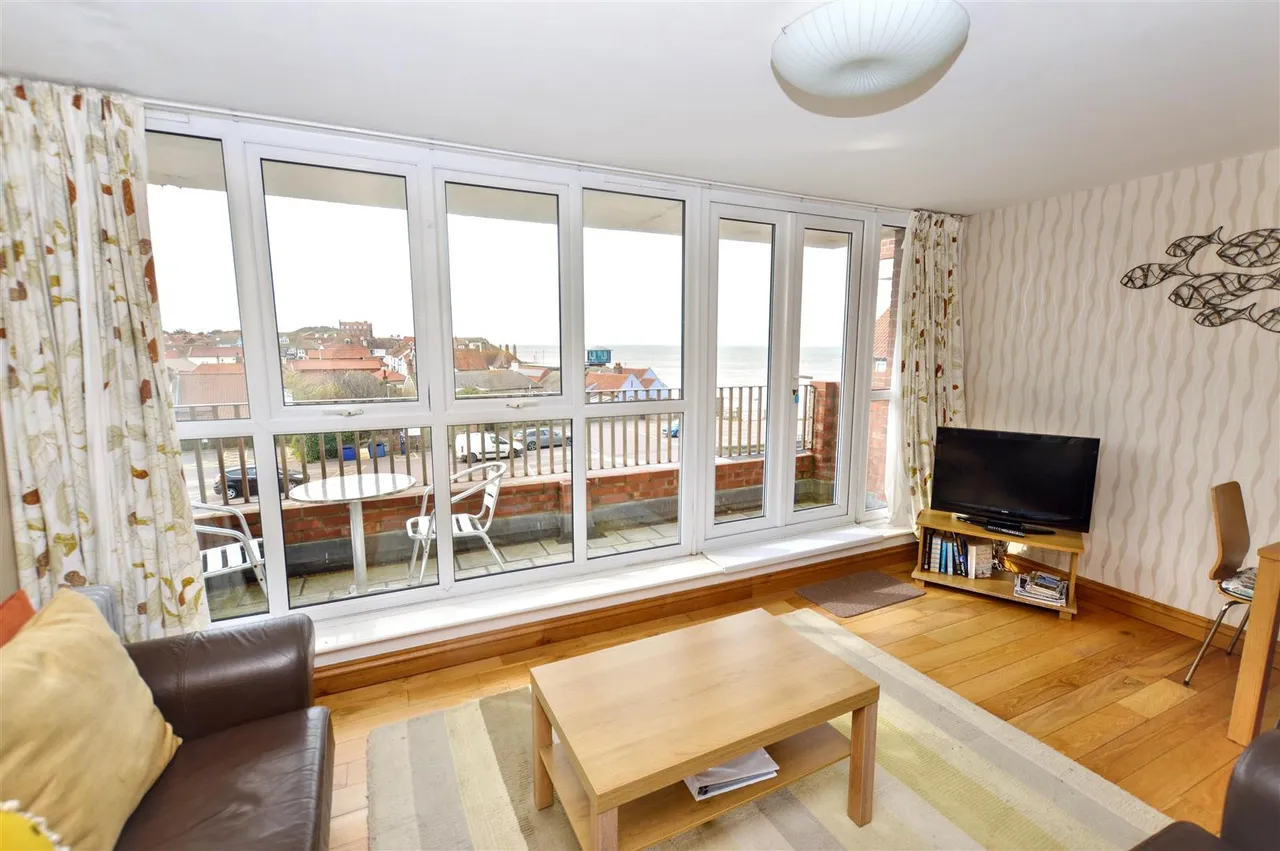 Cliff Road, Sheringham, NR26, photo 5