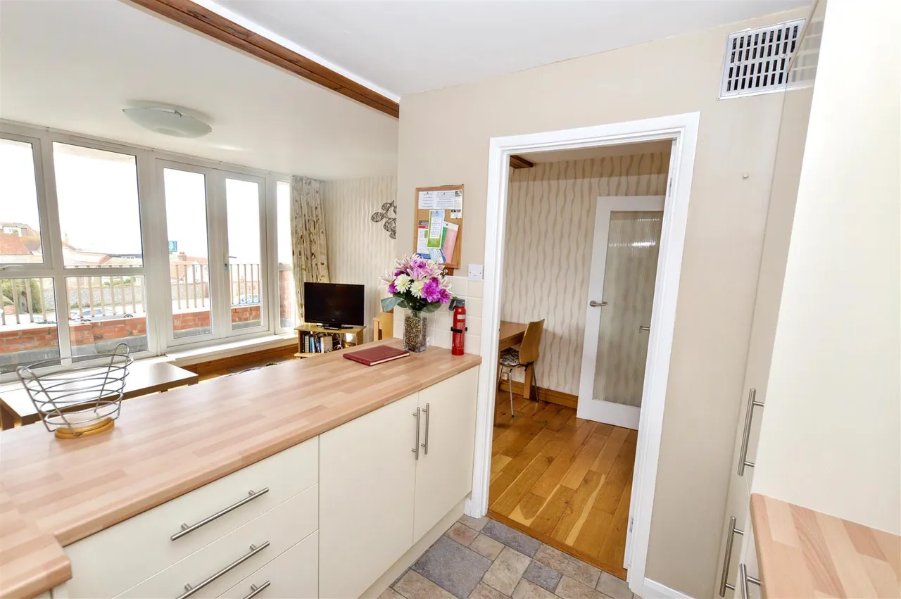 Cliff Road, Sheringham, NR26, photo 7