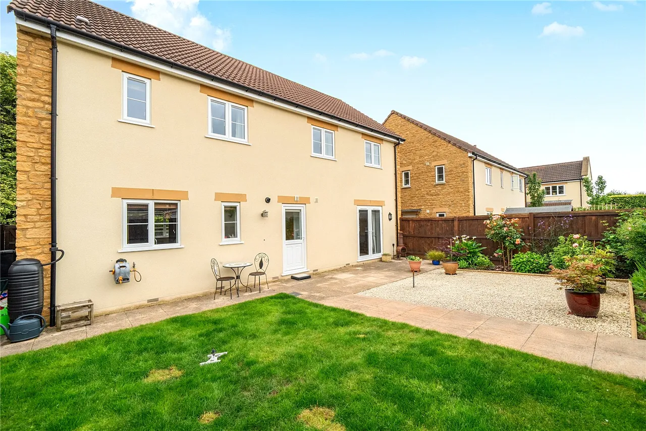 Bramley Fields, Norton Sub Hamdon, Stoke-Sub-Hamdon, Somerset, TA14 6AA, photo 22