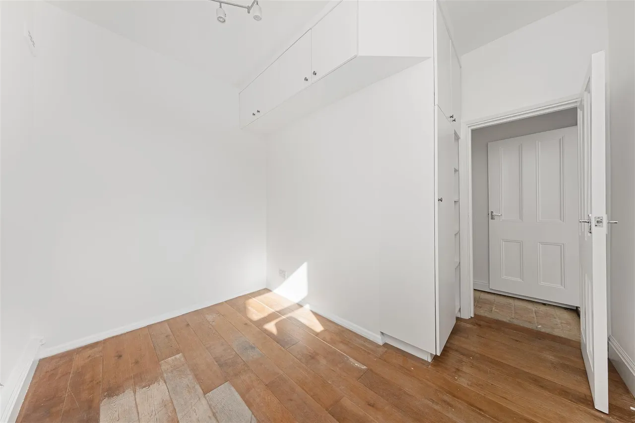 Chapel Road, London, photo 7