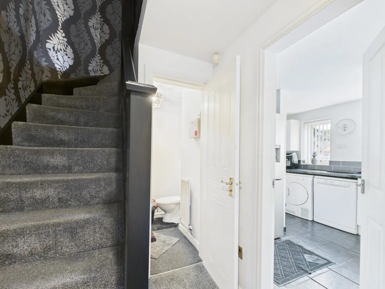 Tansey Close, Bucknall, Stoke-on-Trent, photo 6