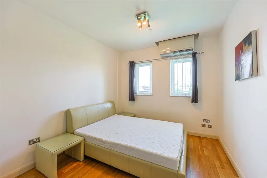 Uxbridge Road, Ealing, W5, photo 6