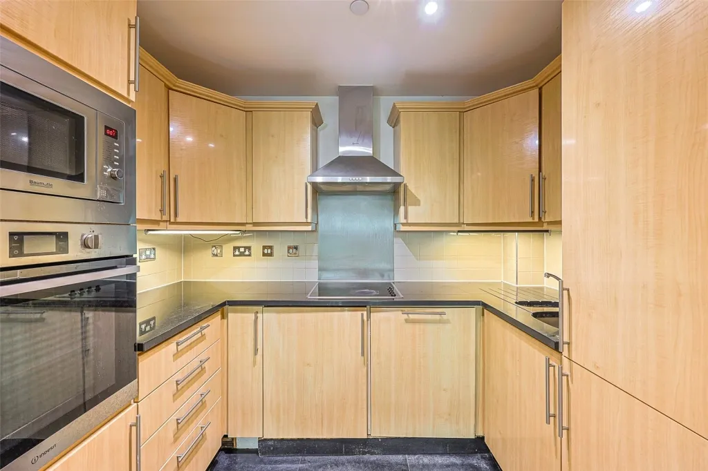 Uxbridge Road, Ealing, W5, photo 7
