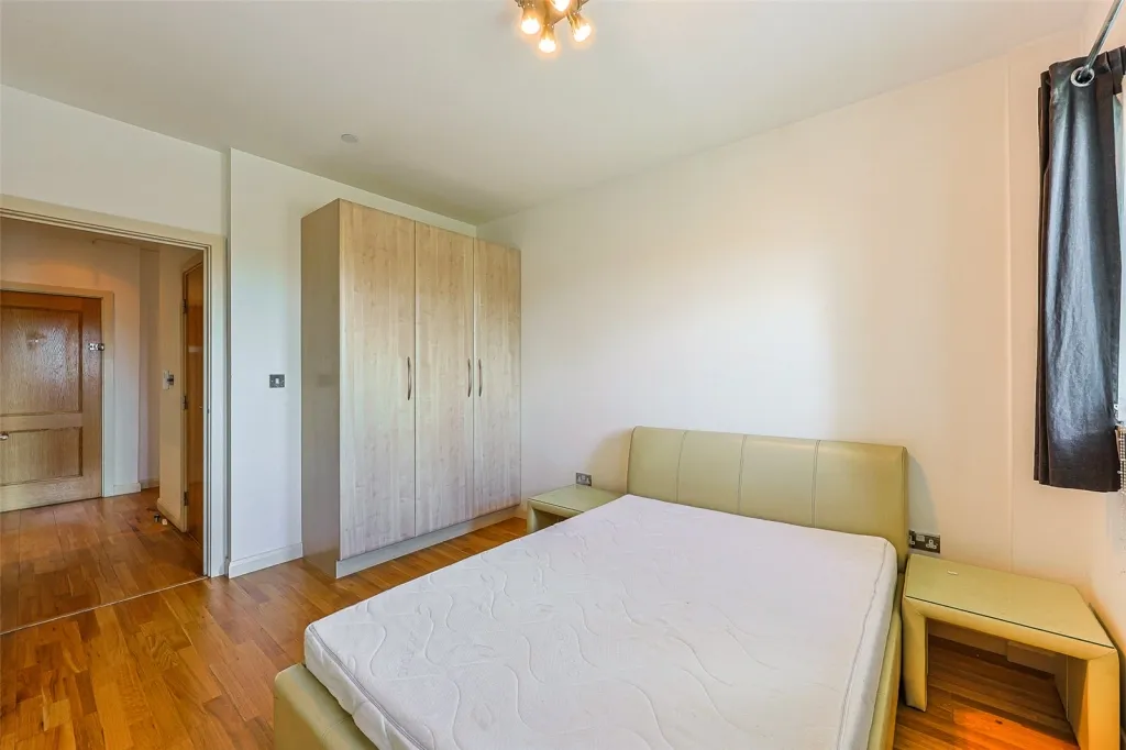 Uxbridge Road, Ealing, W5, photo 14