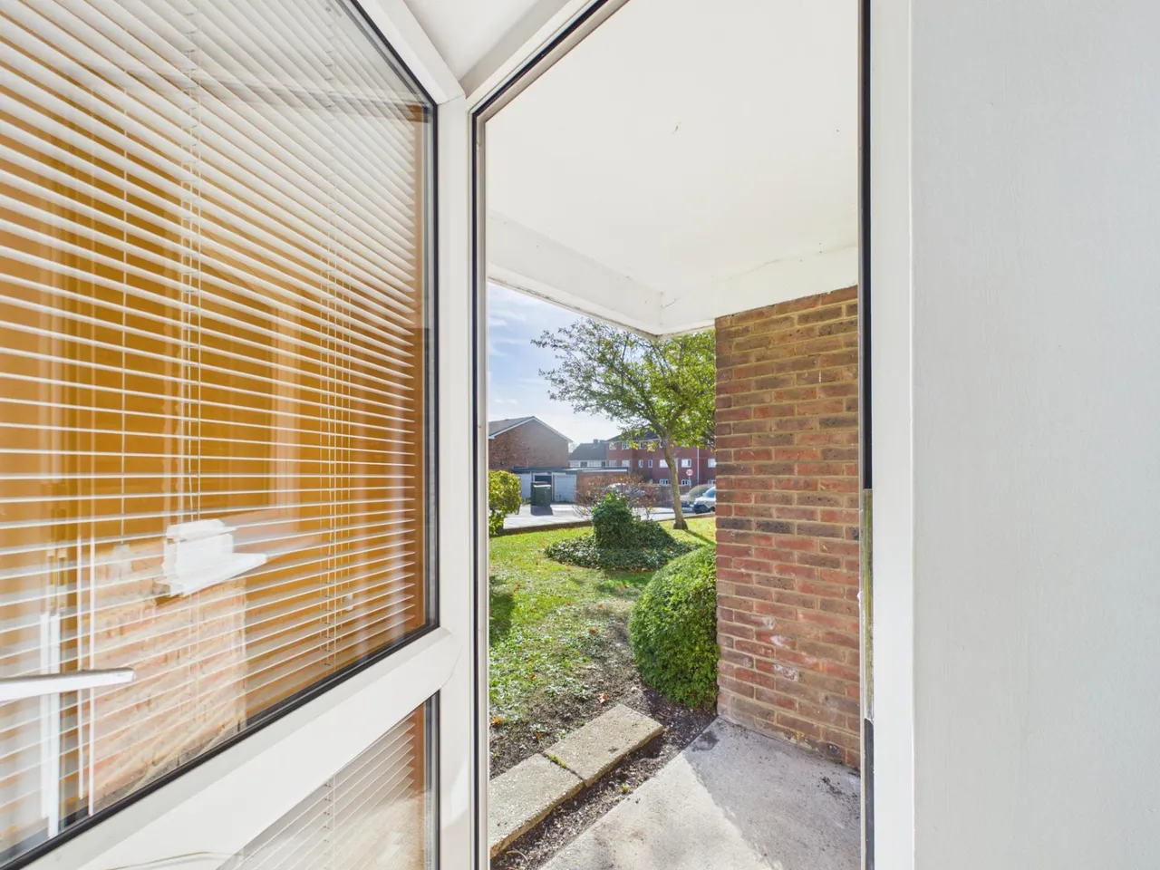 Regal Close, Cosham, PO6, photo 5