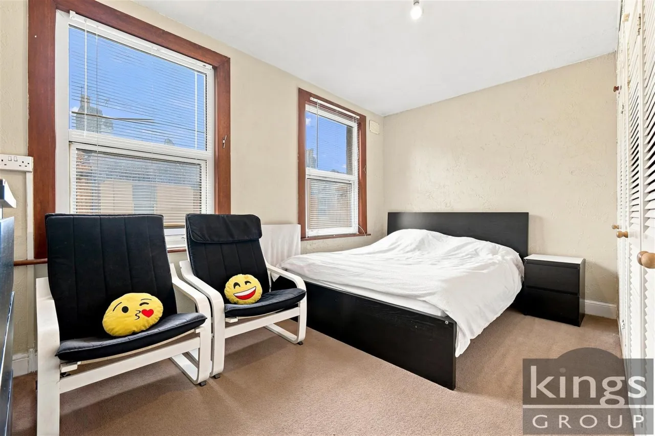 James Street, Enfield, photo 8