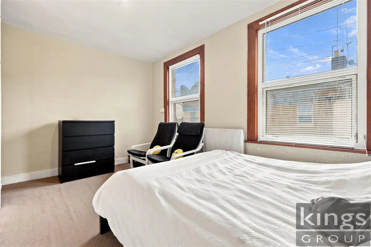James Street, Enfield, photo 9