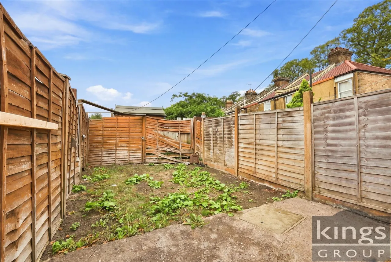 James Street, Enfield, photo 13
