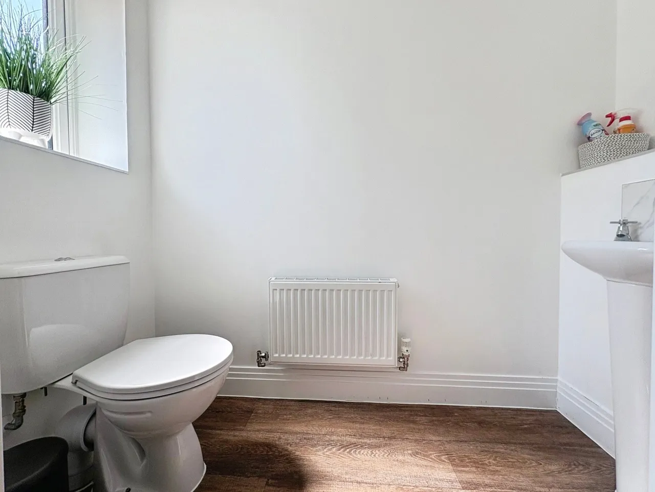 Cardwell Road, Farnham, Surrey, GU9 0FB, photo 13