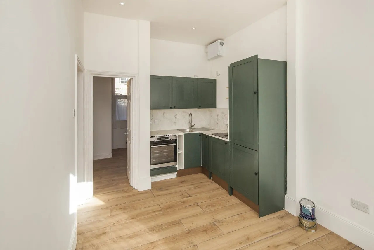 Lewisham Way, SE4, photo 2
