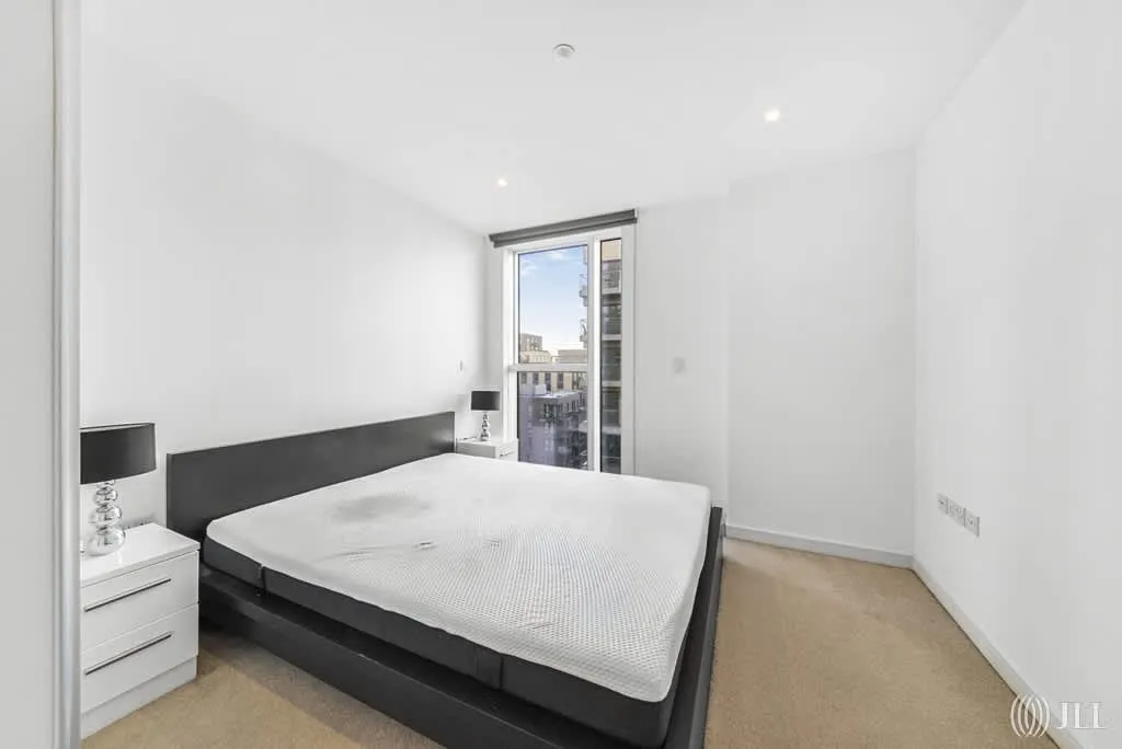 Woodberry Grove, London, N4, photo 6