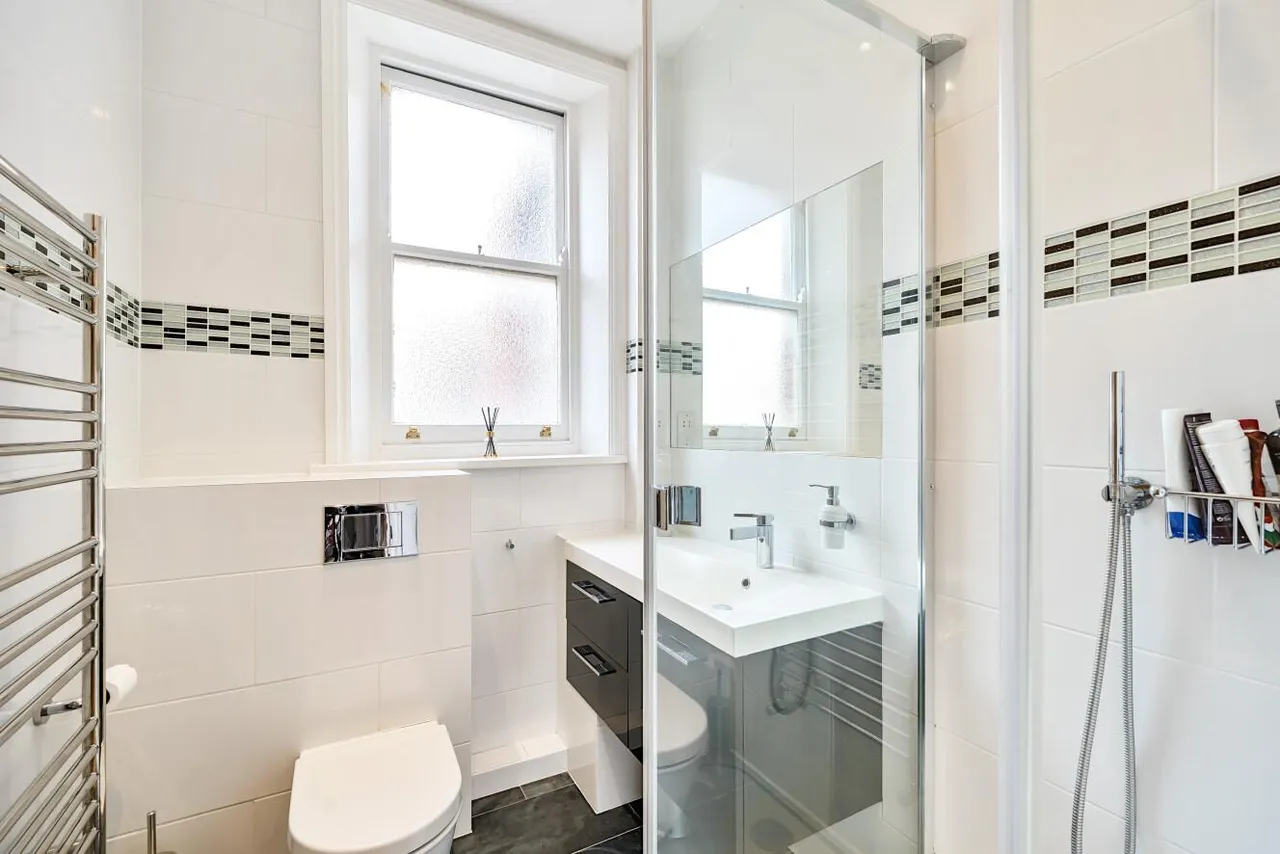 Honeybourne Road, West Hampstead, London, NW6, photo 12