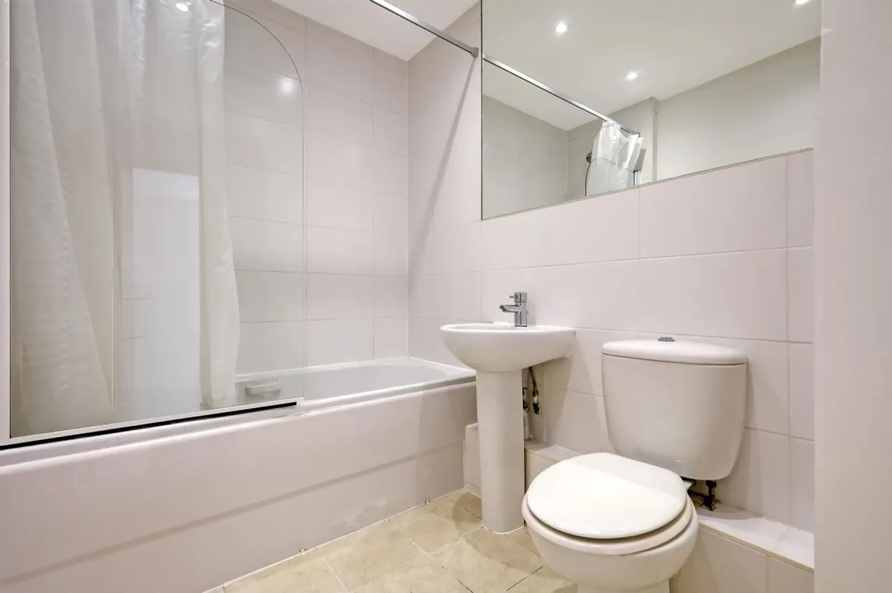 Riverside Close, Eddleston Court, RM1, photo 26