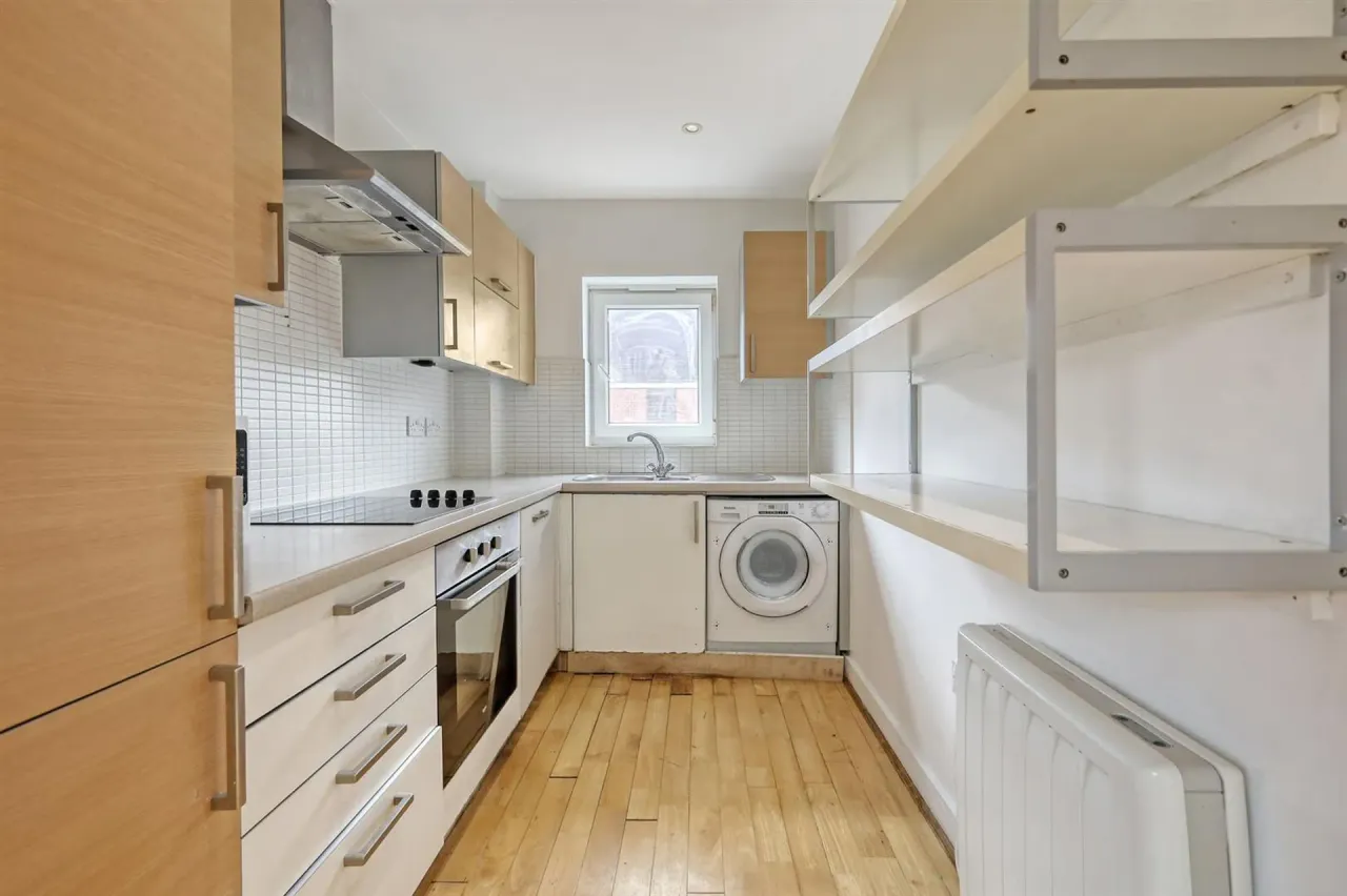 Riverside Close, Eddleston Court, RM1, photo 6