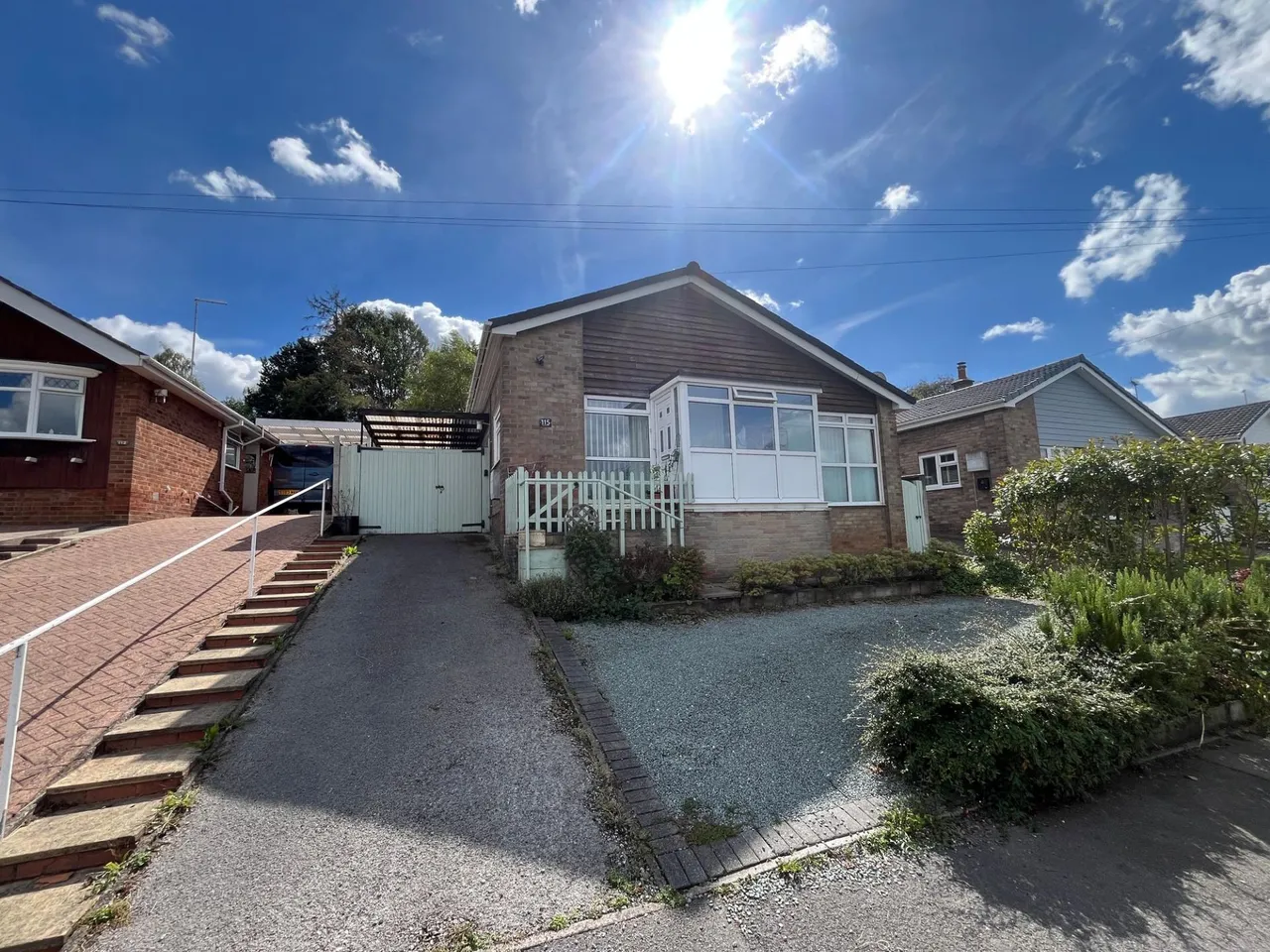 3 bed house for sale, Dalebrook Road, Burton-On-Trent, DE15