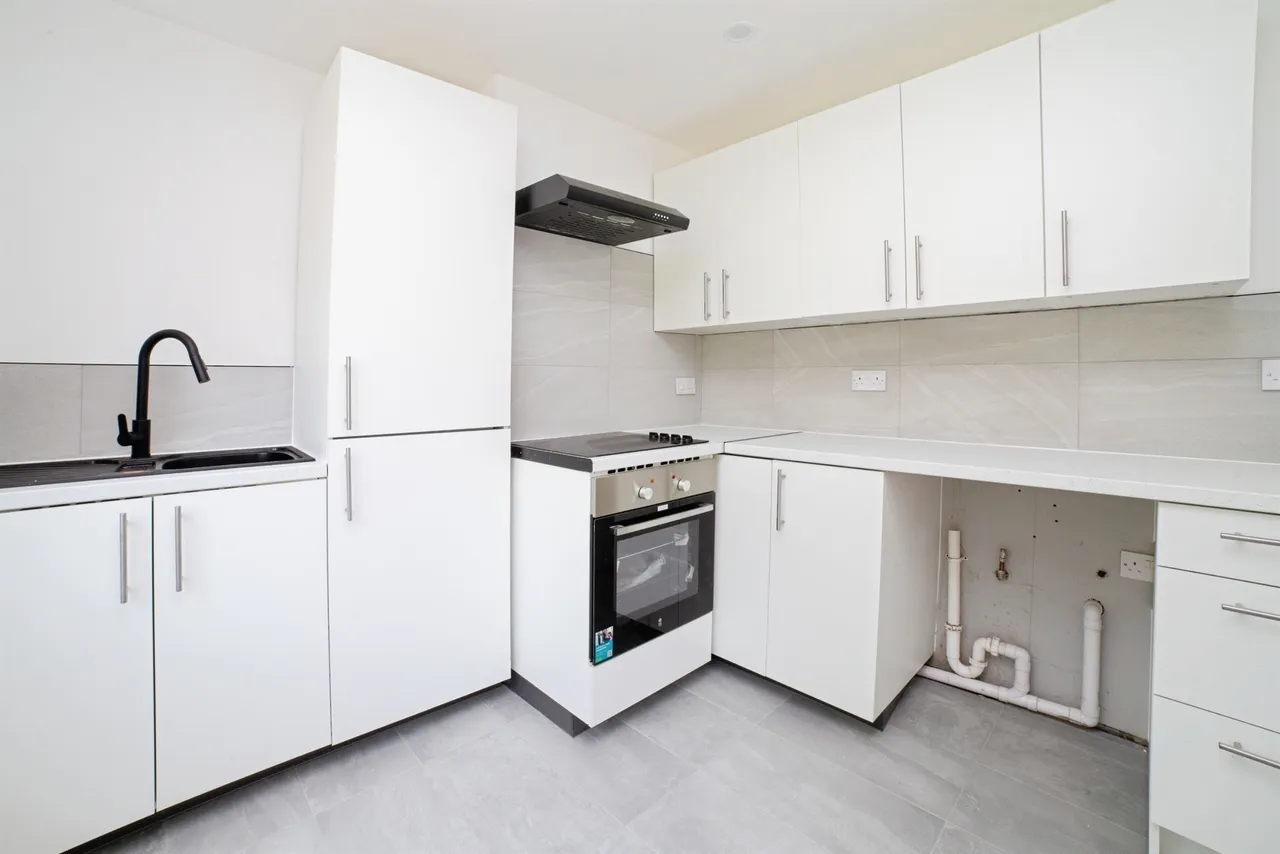 Firs Avenue, Alfreton, DE55, photo 5