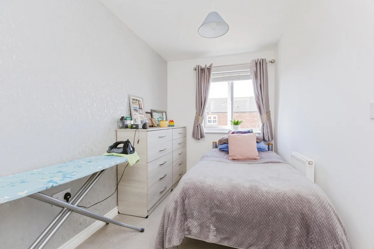 Linacre Crescent, Syston, LE7, photo 13