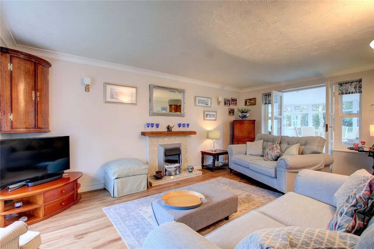 Mosel Drive, Droitwich, WR9, photo 2