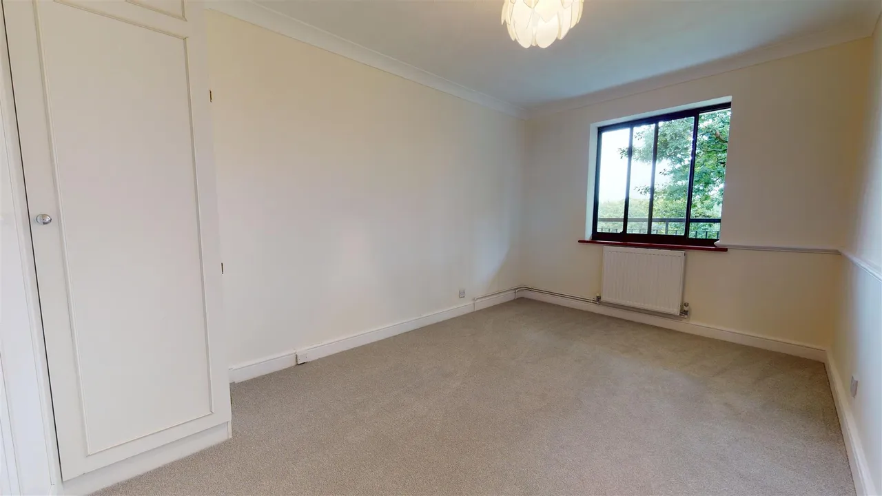Hawsted, Buckhurst Hill, photo 9