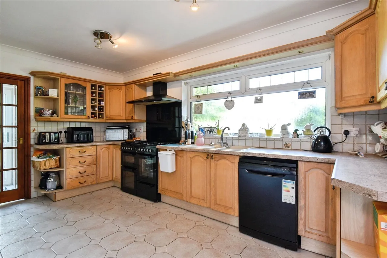 Gnoll Road, Godrergraig, SA9, photo 6