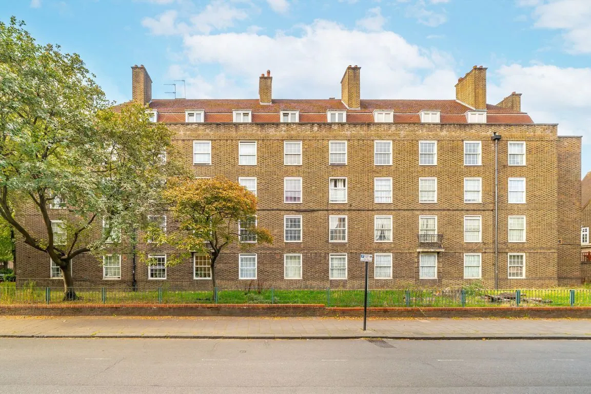 3 bed property to rent, Union Grove, SW8