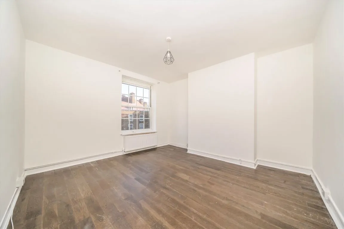 Union Grove, SW8, photo 2
