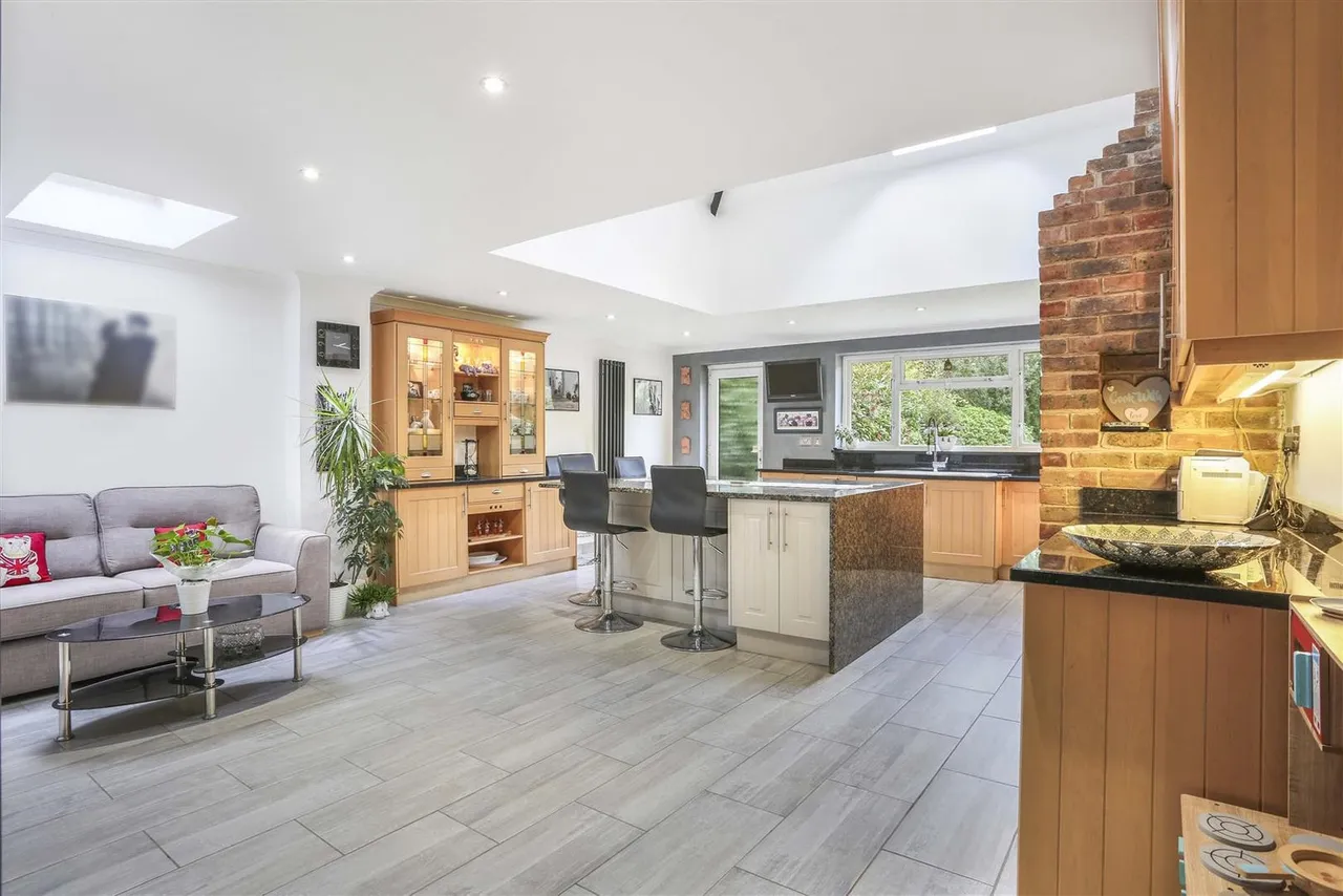 Sandy Lane, Cheam, SM2, photo 4