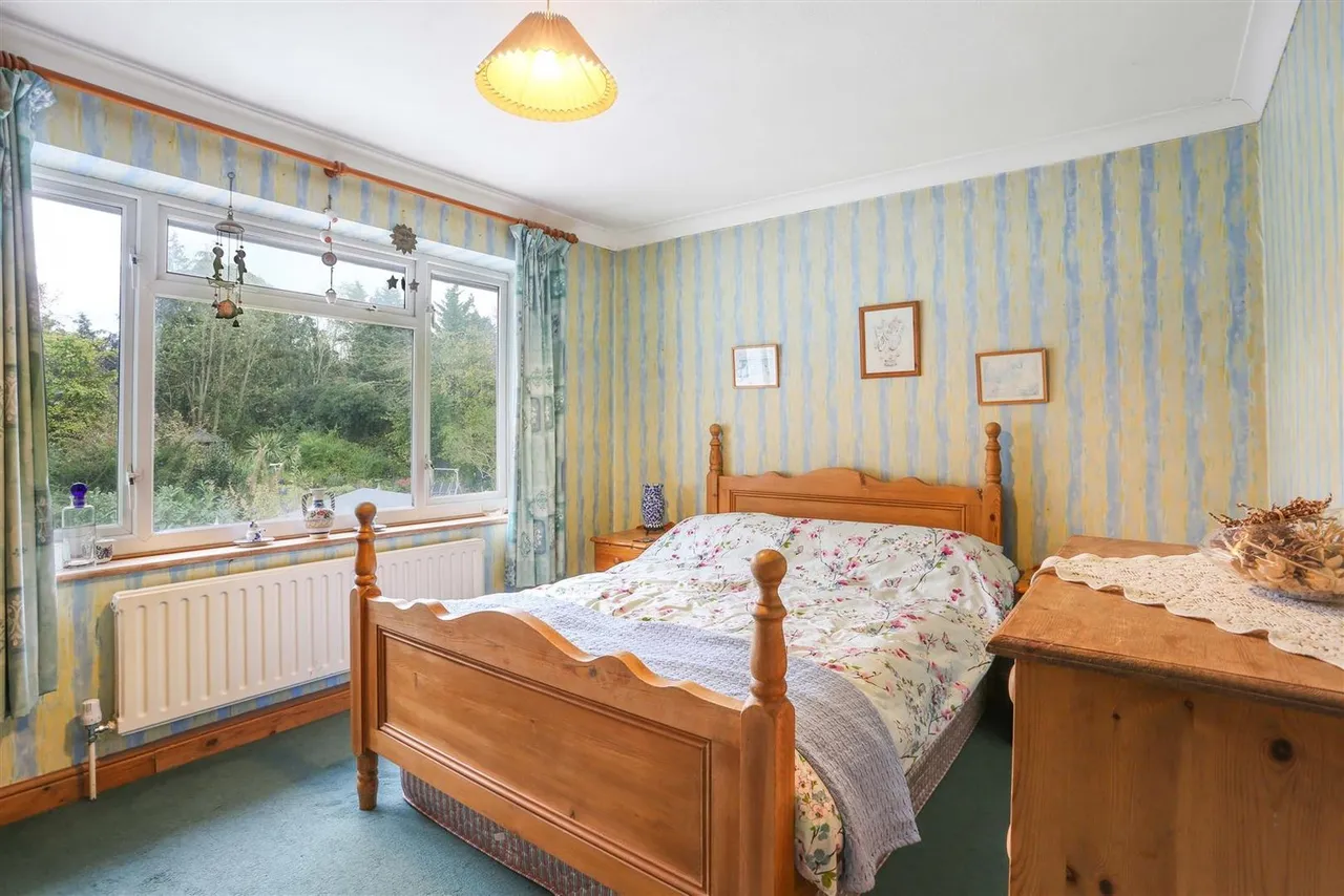 Sandy Lane, Cheam, SM2, photo 19