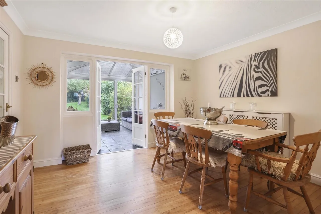 Sandy Lane, Cheam, SM2, photo 11