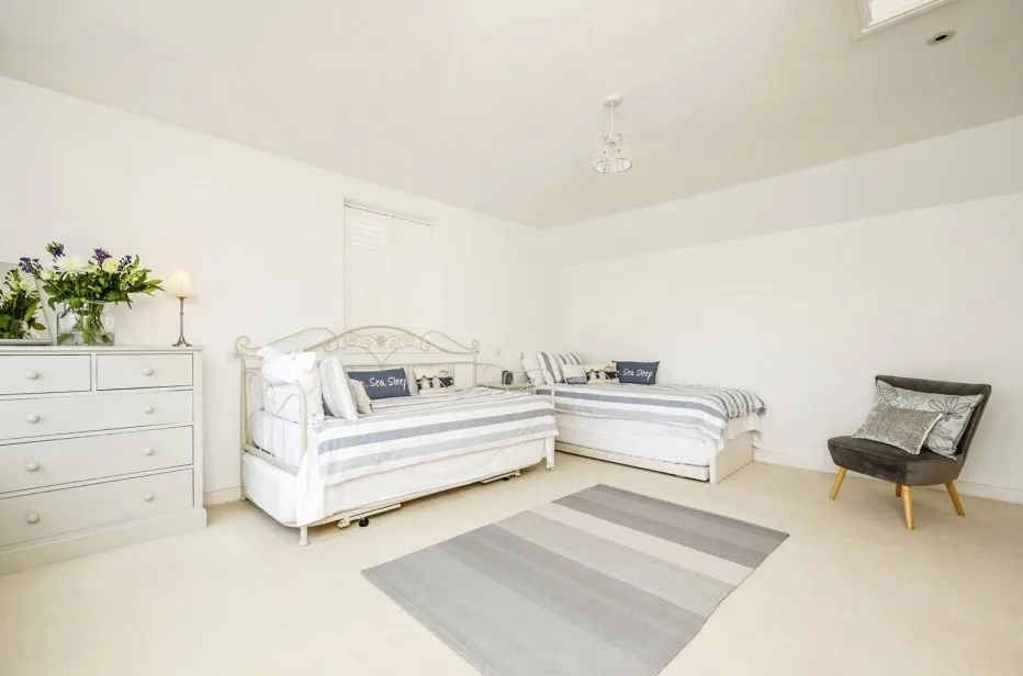 Burbo Bank Road, Liverpool, L23, photo 12