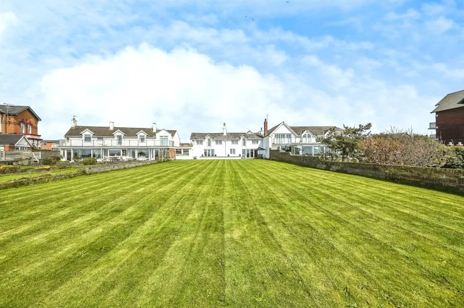 Burbo Bank Road, Liverpool, L23, photo 17