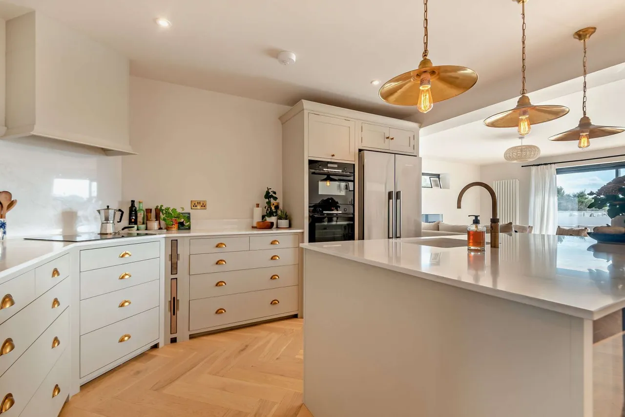 The Strand, Ferring, BN12, photo 4