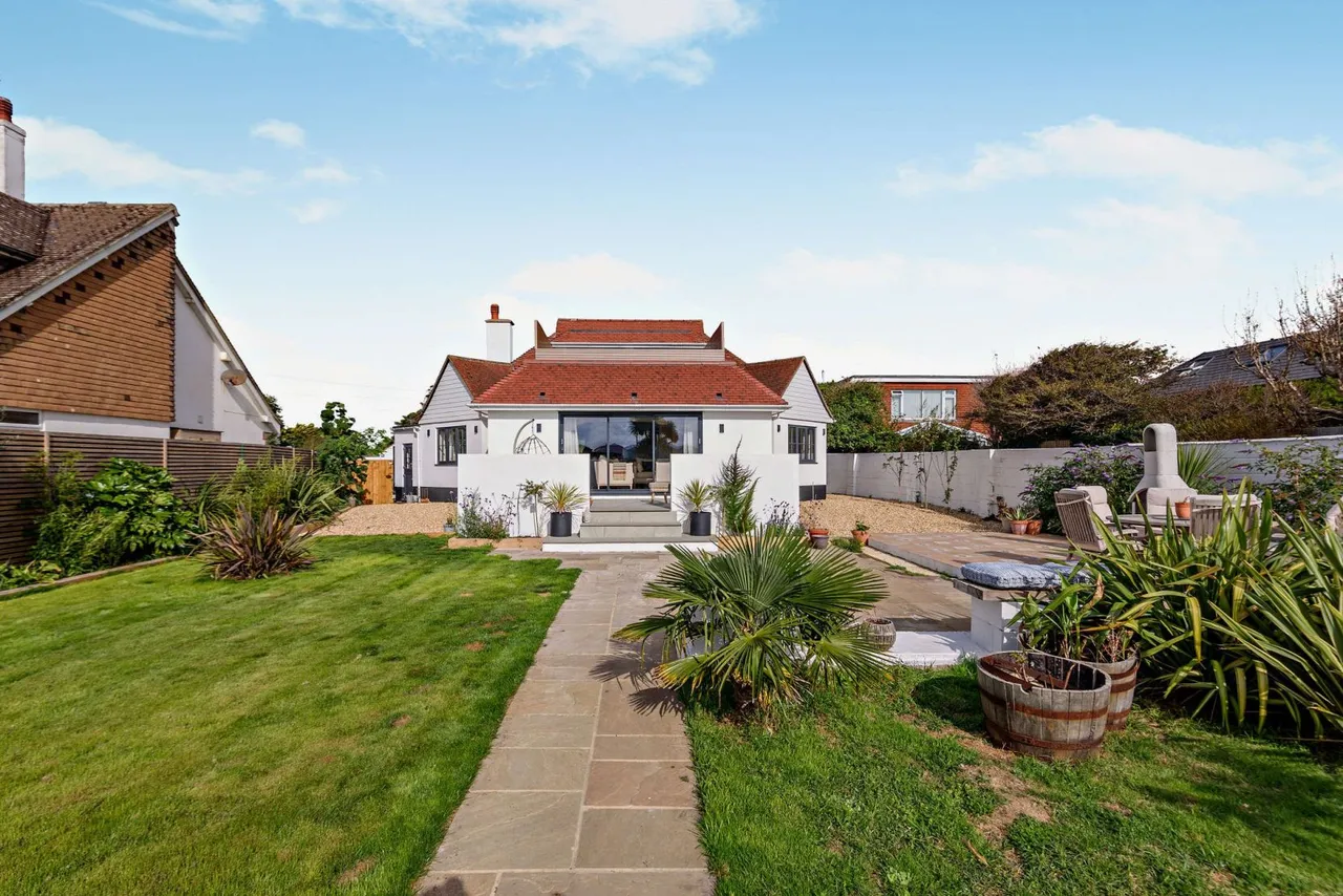 The Strand, Ferring, BN12, photo 19