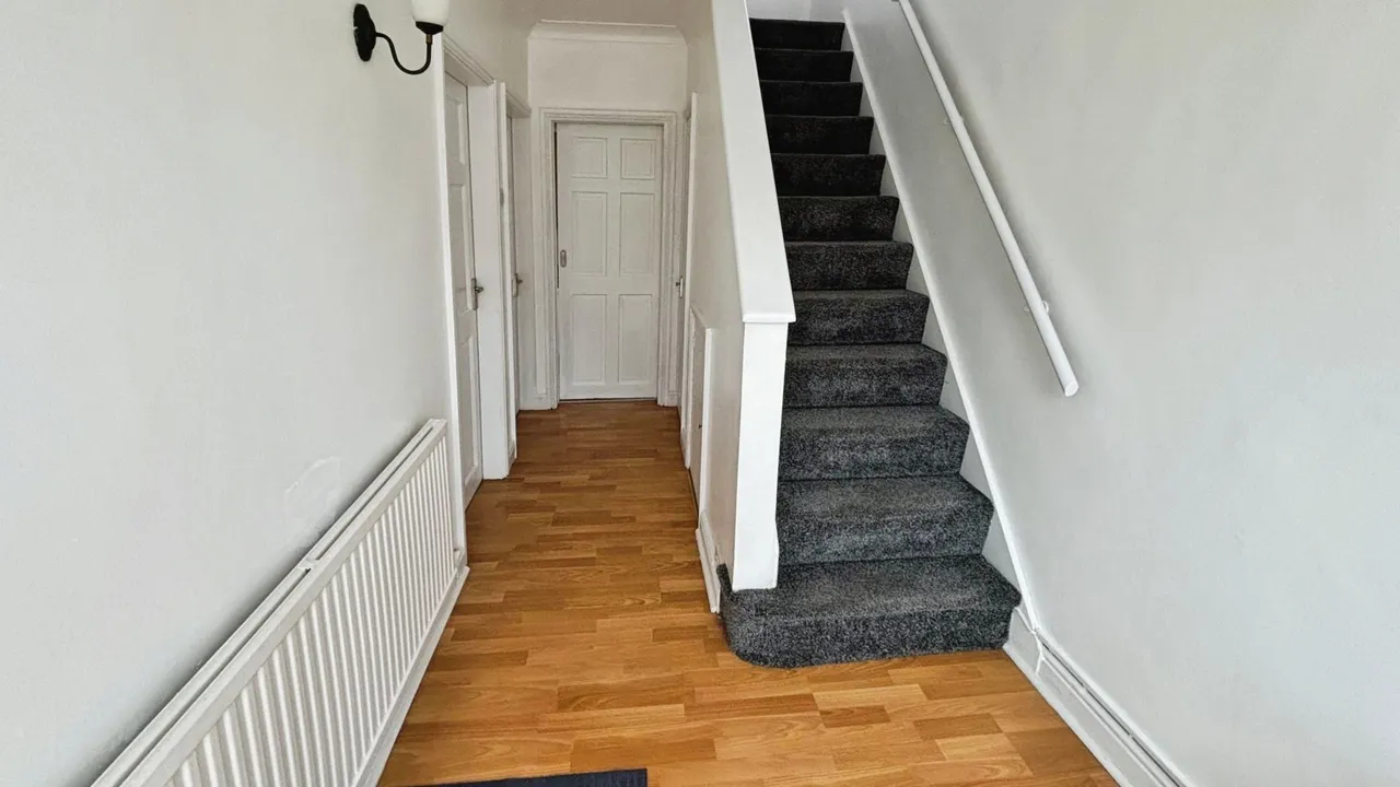Lamborne Road, Knighton, Leicester, LE2, photo 9
