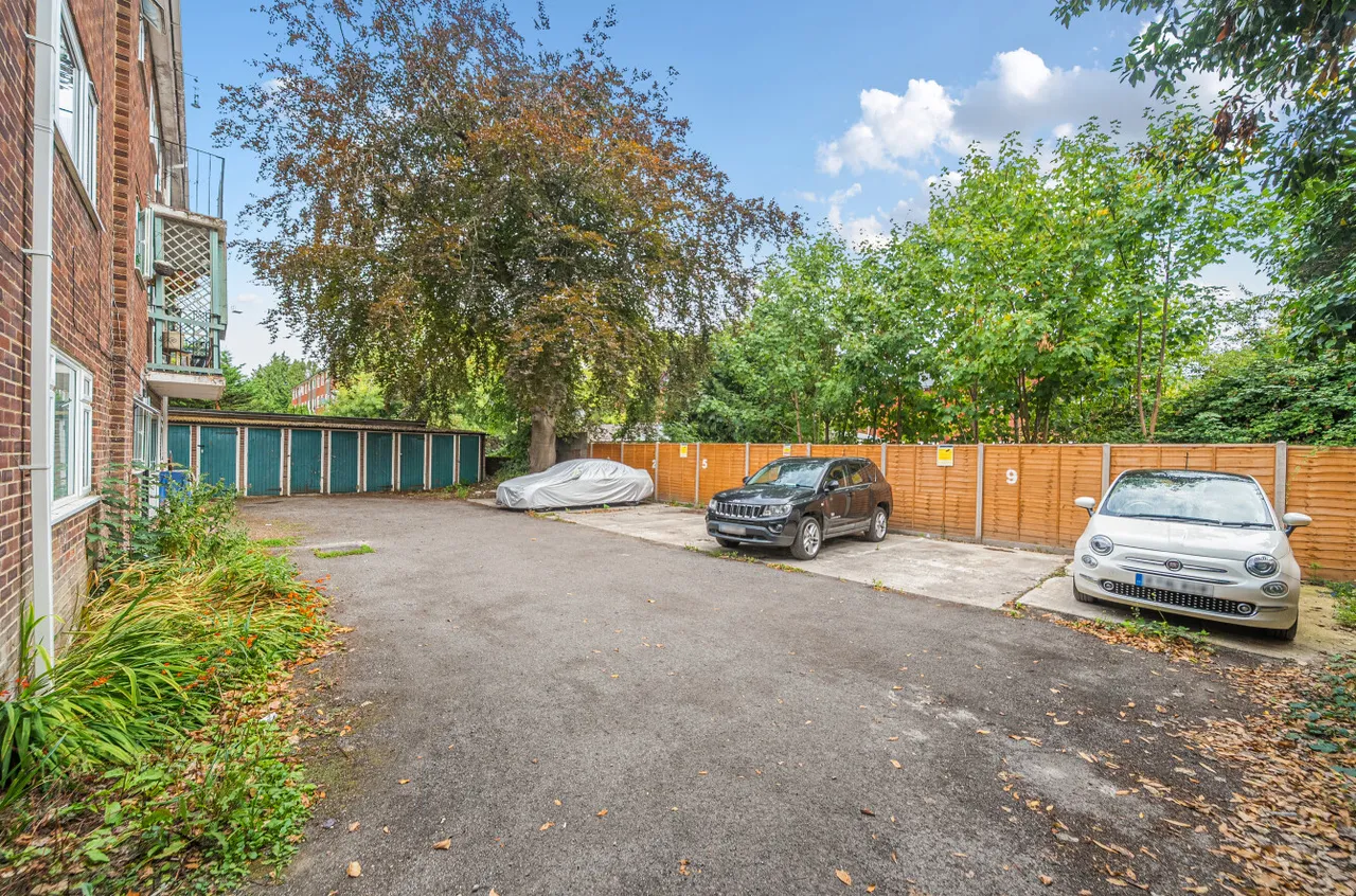 Hulse Road, Banister Park, SO15, photo 9