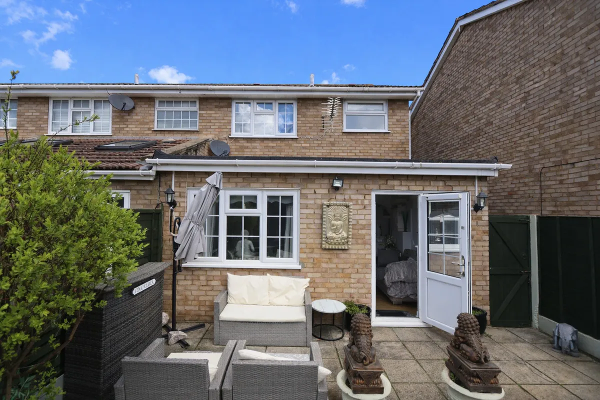 Amberley Way, Romford, RM7 8BT, photo 19
