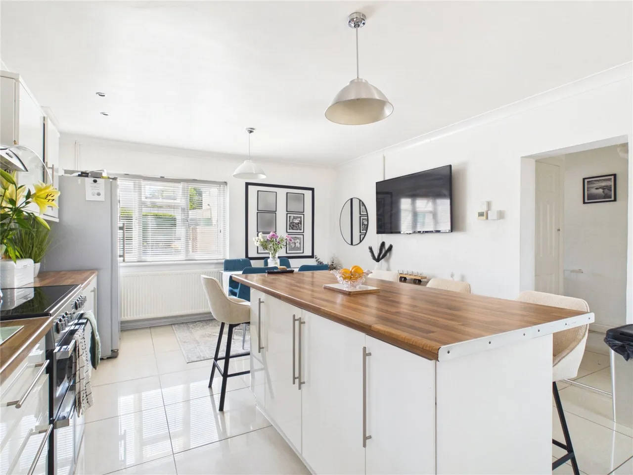 Gullon Walk, Bristol, BS13, photo 6