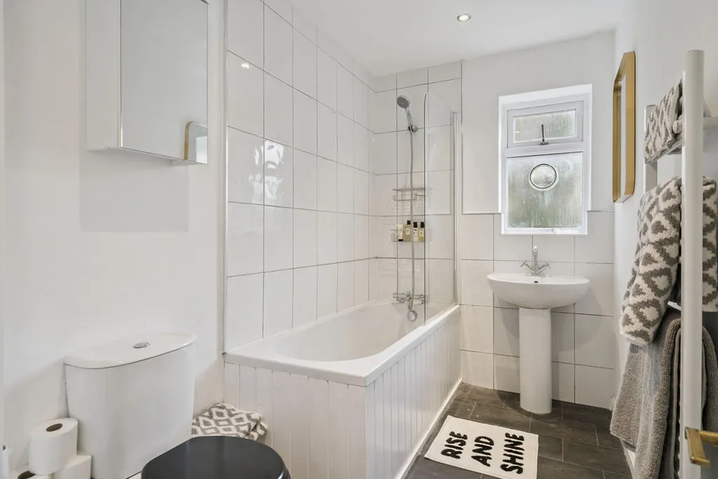 Gunthorpe Road, Marlow SL7 1XY, photo 9