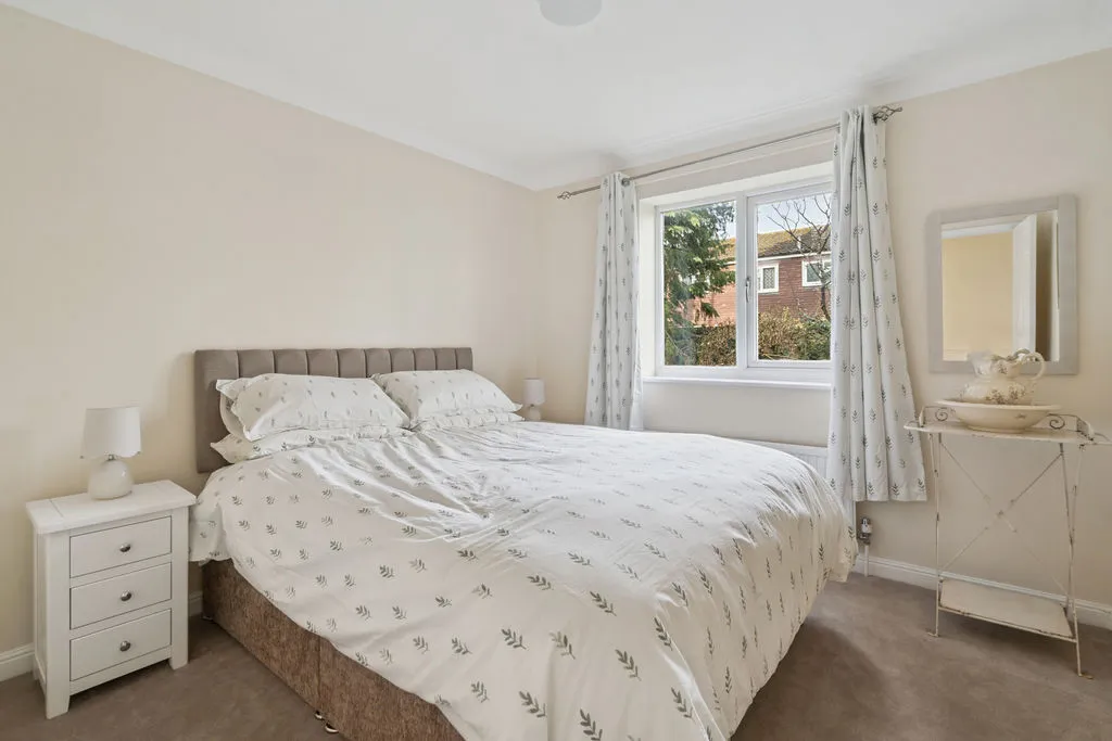 Gunthorpe Road, Marlow SL7 1XY, photo 7