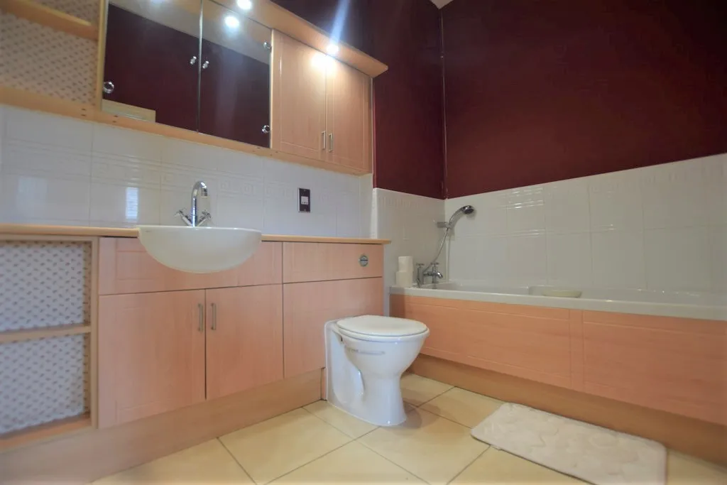 Albany Gardens, Colchester, Essex, CO2 8HQ, photo 18