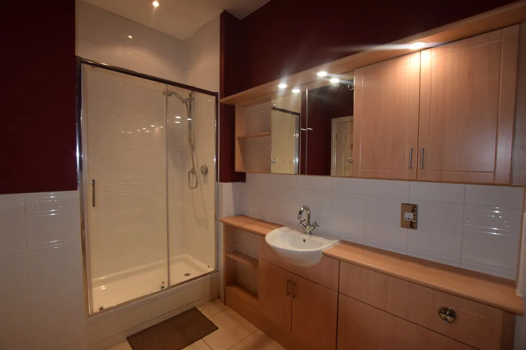 Albany Gardens, Colchester, Essex, CO2 8HQ, photo 17